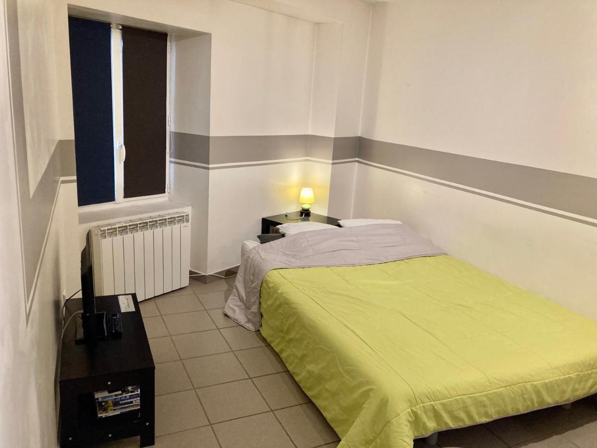 Le Puy-en-Velay Charmant Studio Centre Ville מראה חיצוני תמונה